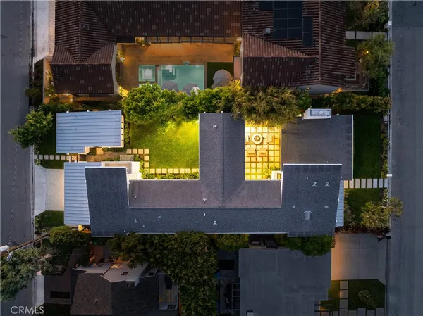 $6,250,000 | 2217 Laurel Place, Newport Beach, CA 92663