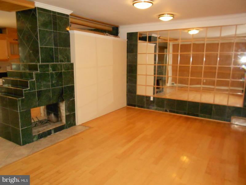 7320 Bath Street Springfield, VA 22150 - Photo 15 of 30 Interior (General)