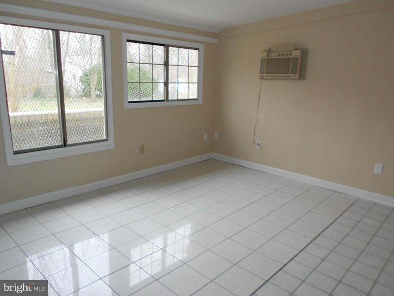 7320 Bath Street Springfield, VA 22150 - Photo 25 of 30 Interior (General)