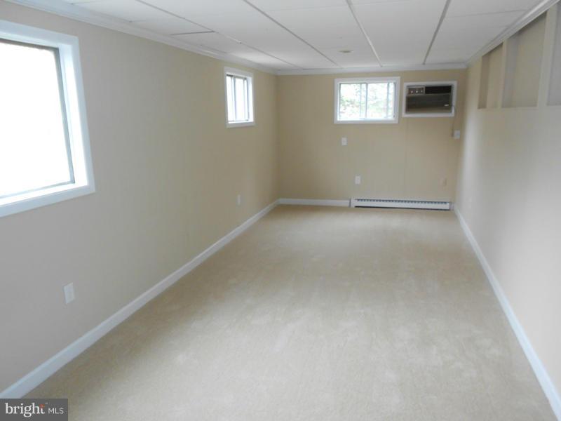 7320 Bath Street Springfield, VA 22150 - Photo 26 of 30 Bedroom