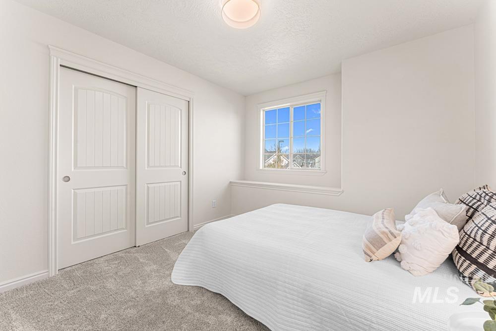 827 East Fallingbranch Court Meridian, ID 83642 - Photo 11 of 21