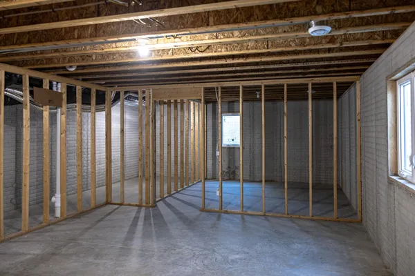 $439,900 | 560 Hl Crst Street, Edgerton, MN 56128