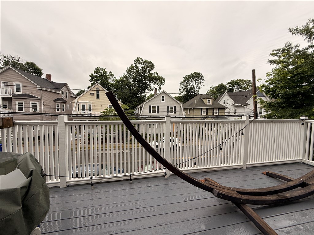 215 Rochambeau Avenue Providence, RI 02906 - Photo 32 of 42