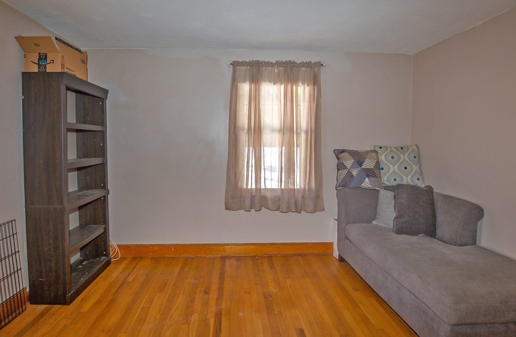 114 Holyoke Road Westfield, MA 01085 - Photo 15 of 32 Gallery Image 15