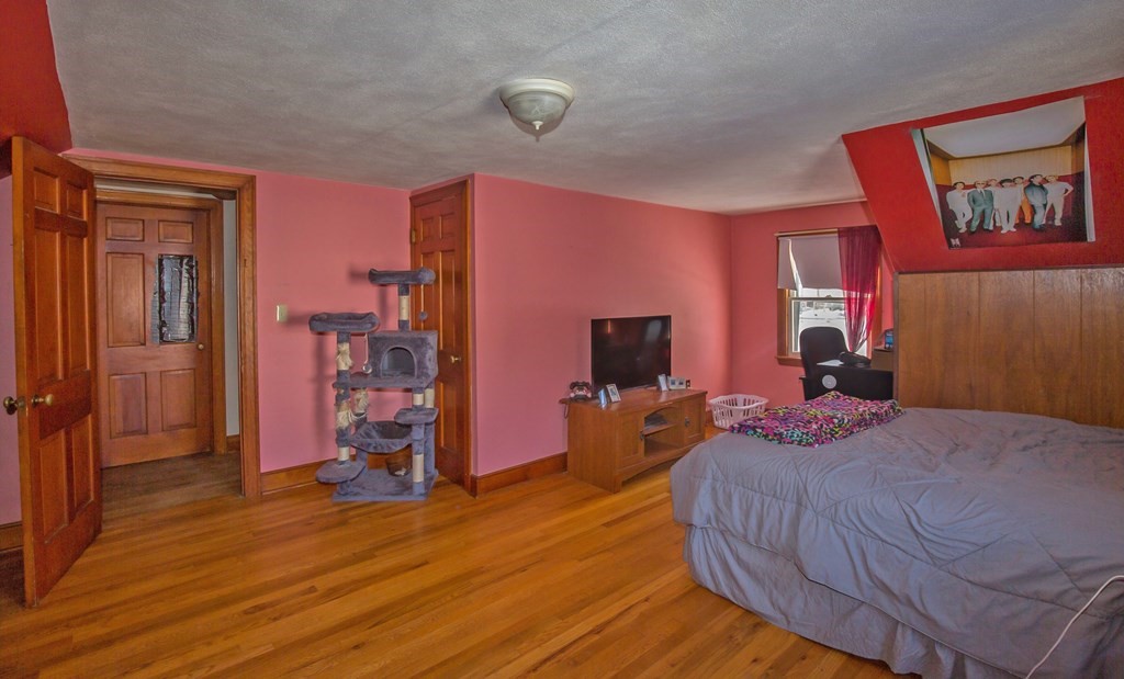 114 Holyoke Road Westfield, MA 01085 - Photo 21 of 32 Gallery Image 21