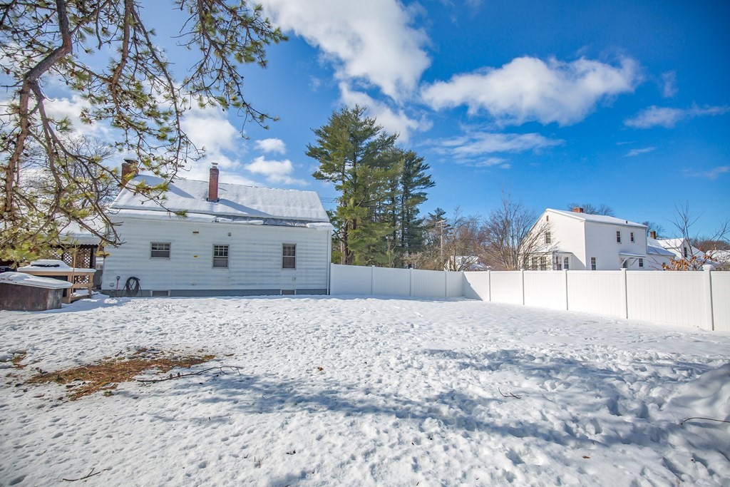 114 Holyoke Road Westfield, MA 01085 - Photo 29 of 32 Gallery Image 29
