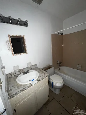 $189,000 | 5417 Chipper Lane, Pace, FL 32571