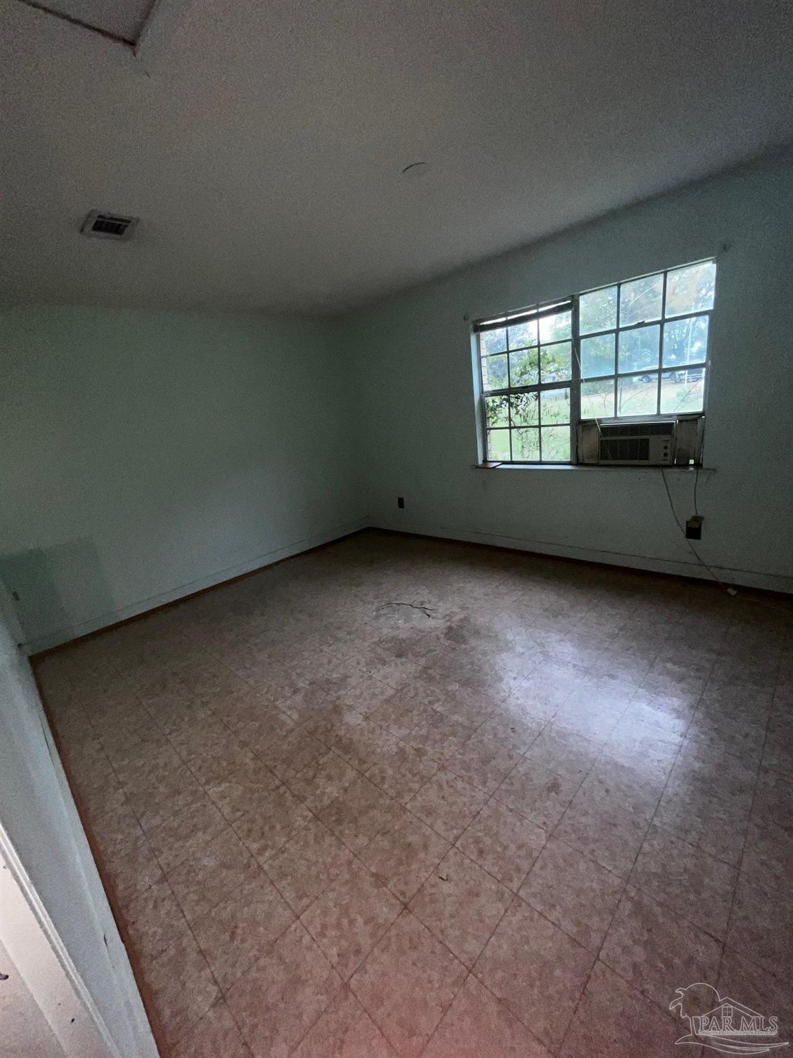 5417 Chipper Lane Pace, FL 32571 - Photo 10 of 22