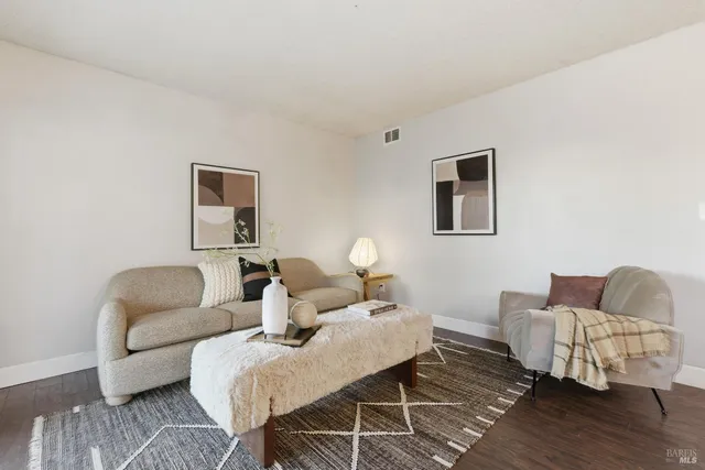 $575,000 | 115 American Way, Vacaville, CA 95687