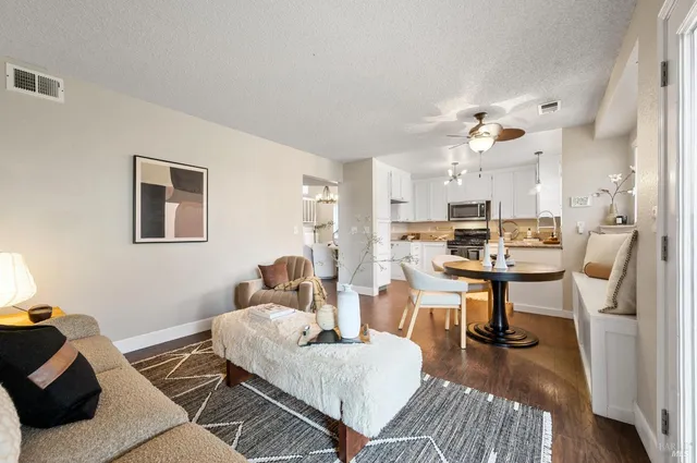 $575,000 | 115 American Way, Vacaville, CA 95687