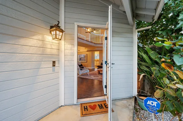 $575,000 | 115 American Way, Vacaville, CA 95687