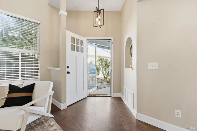 $575,000 | 115 American Way, Vacaville, CA 95687