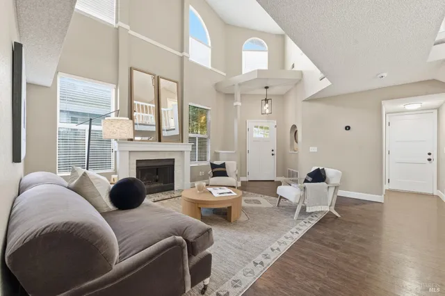 $575,000 | 115 American Way, Vacaville, CA 95687