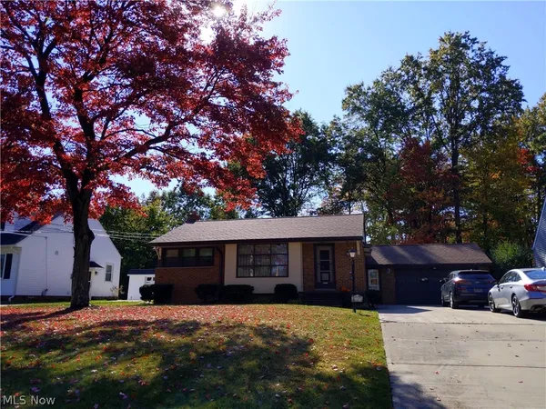$300,000 | 6402 Dora Boulevard, Independence, OH 44131