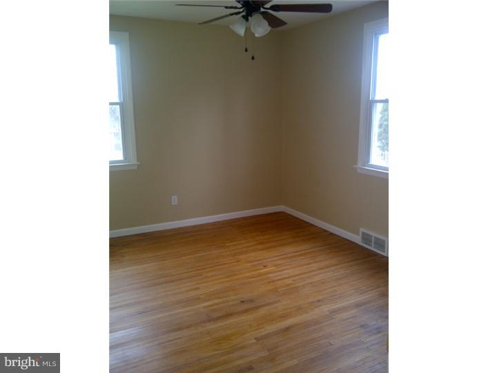 702 Davisville Road Warminster, PA 18974 - Photo 18 of 20 Bedroom