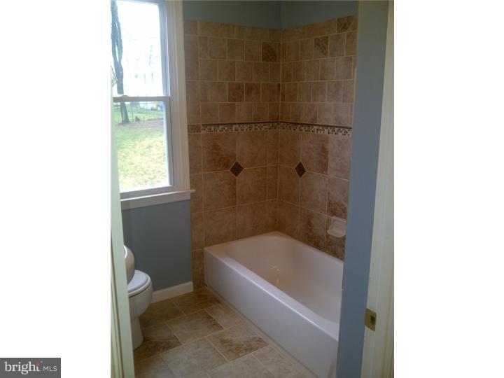 702 Davisville Road Warminster, PA 18974 - Photo 19 of 20 Bathroom