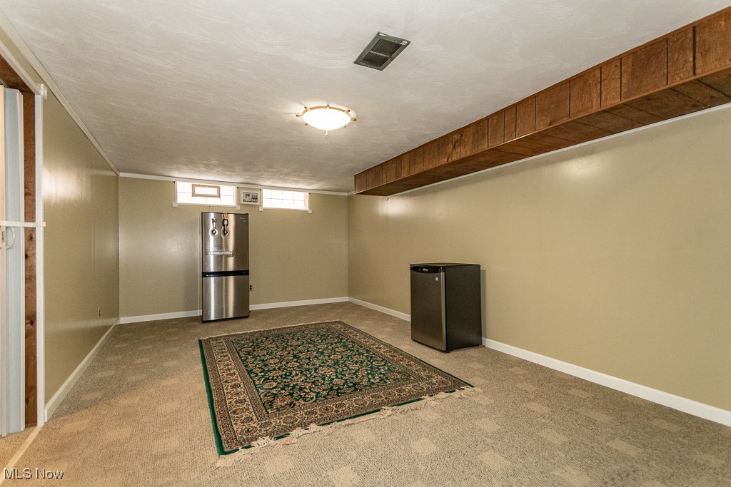 5440 Huron Road Cleveland, OH 44124 - Photo 22 of 34