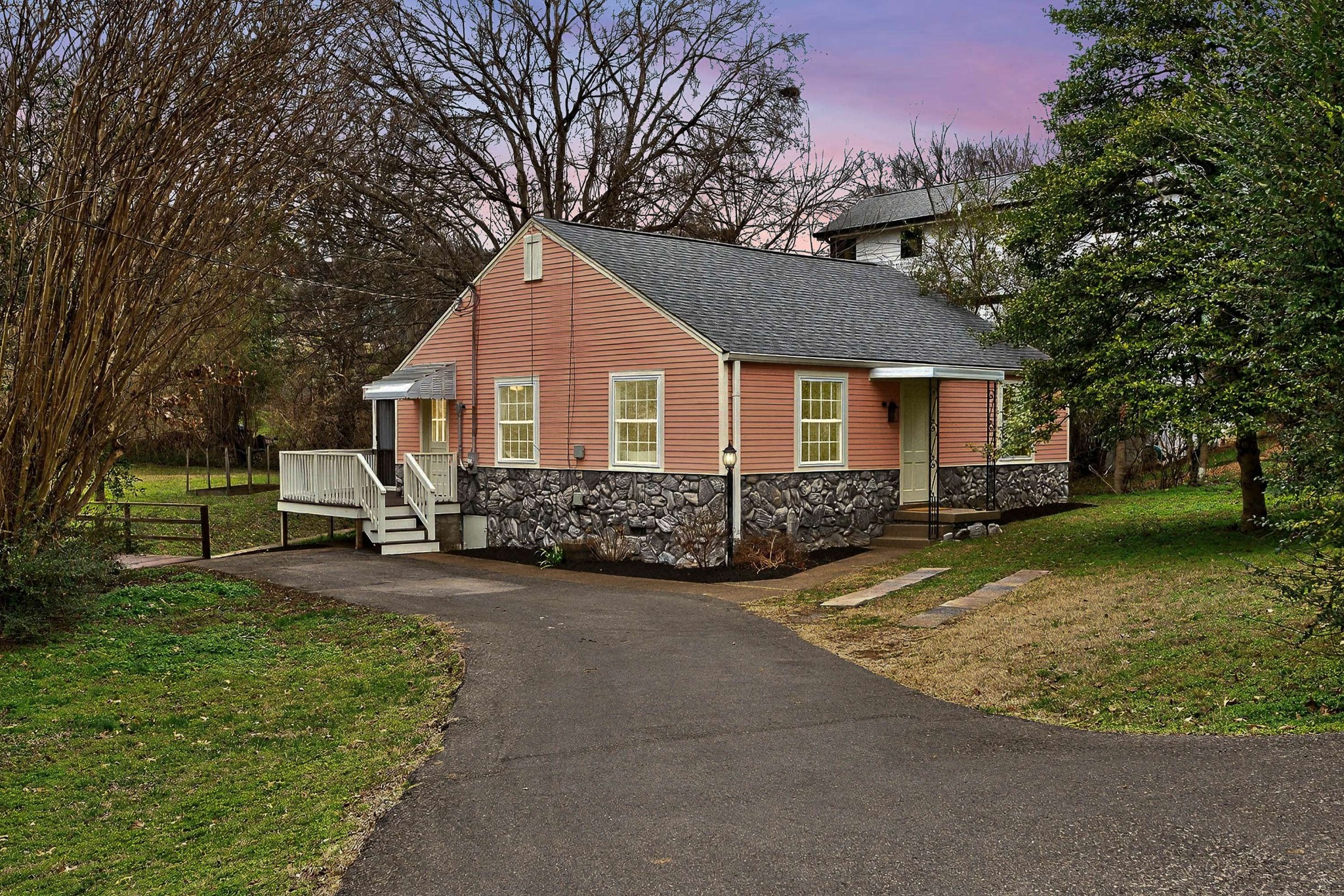 2017 Hackberry Lane Nashville, TN 37206 - Photo 28 of 36 a view of a house with backyard
