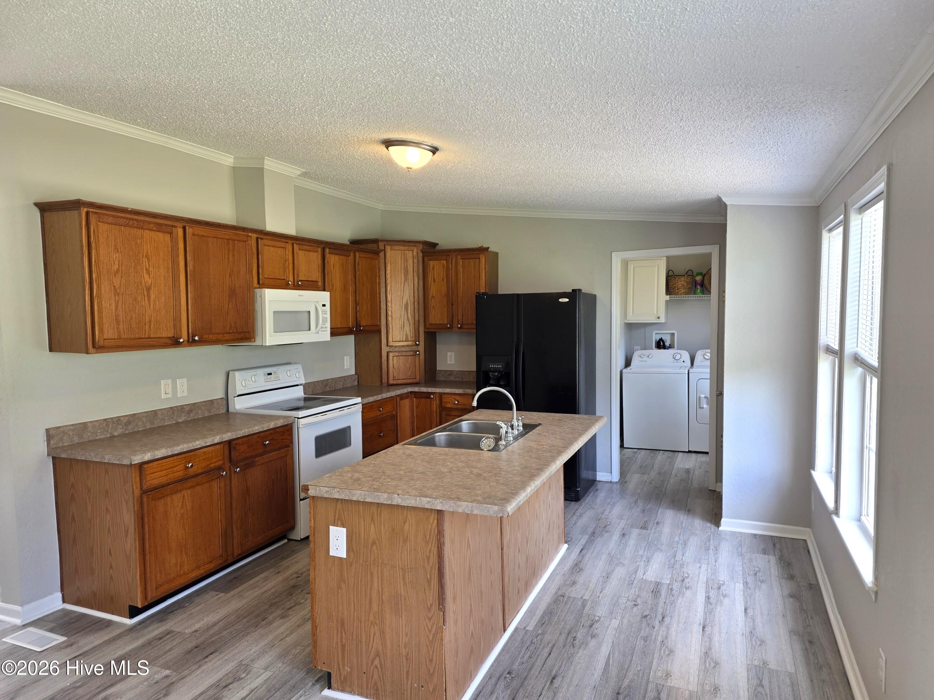 361 Fowler Manning Road Richlands, NC 28574 - Photo 13 of 35 Kitchen