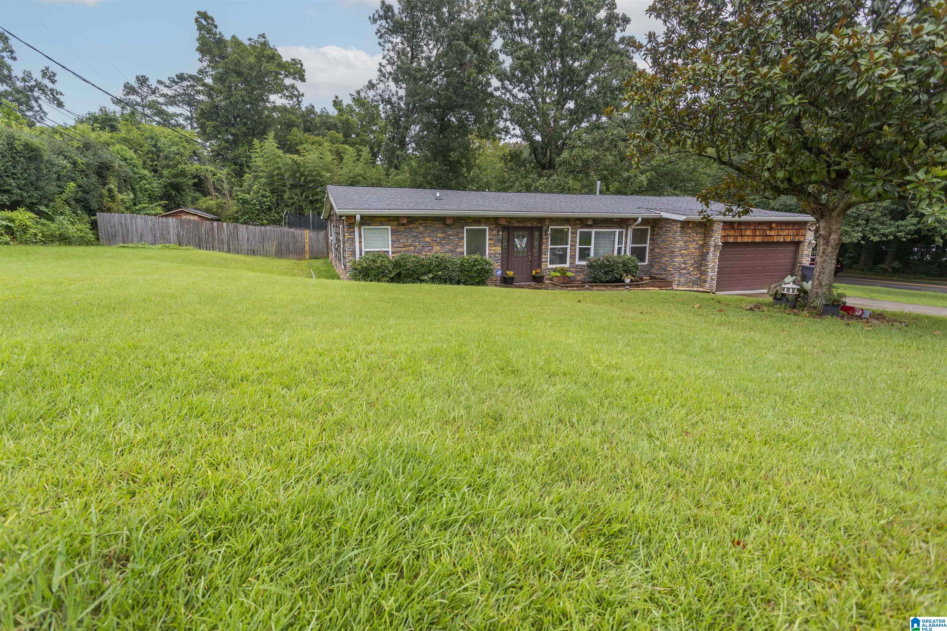 1852 Canyon Road Birmingham, AL 35216 - Photo 2 of 49