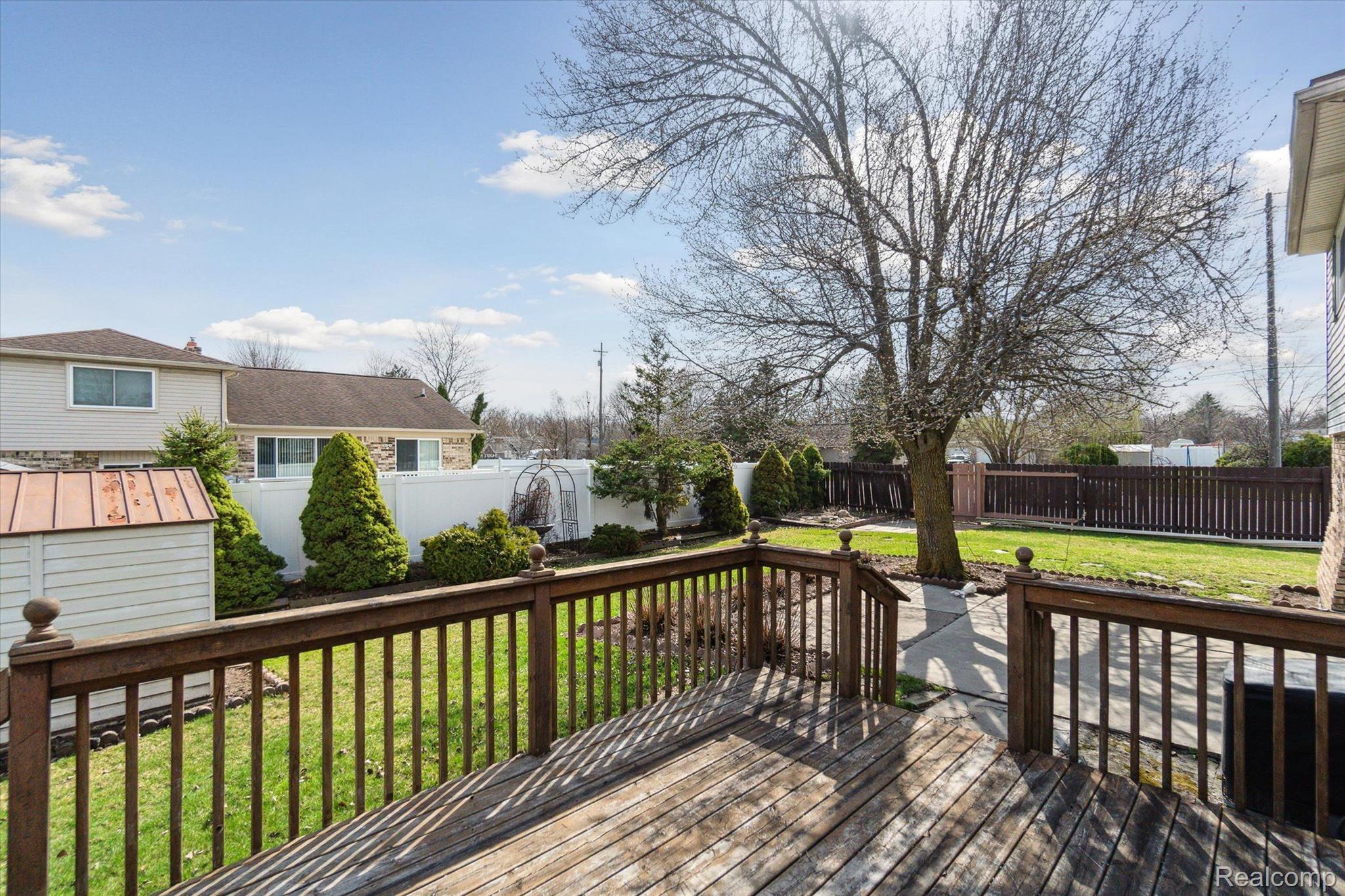 42315 Hanford Road Canton, MI 48187 - Photo 38 of 45 Gallery Image 38