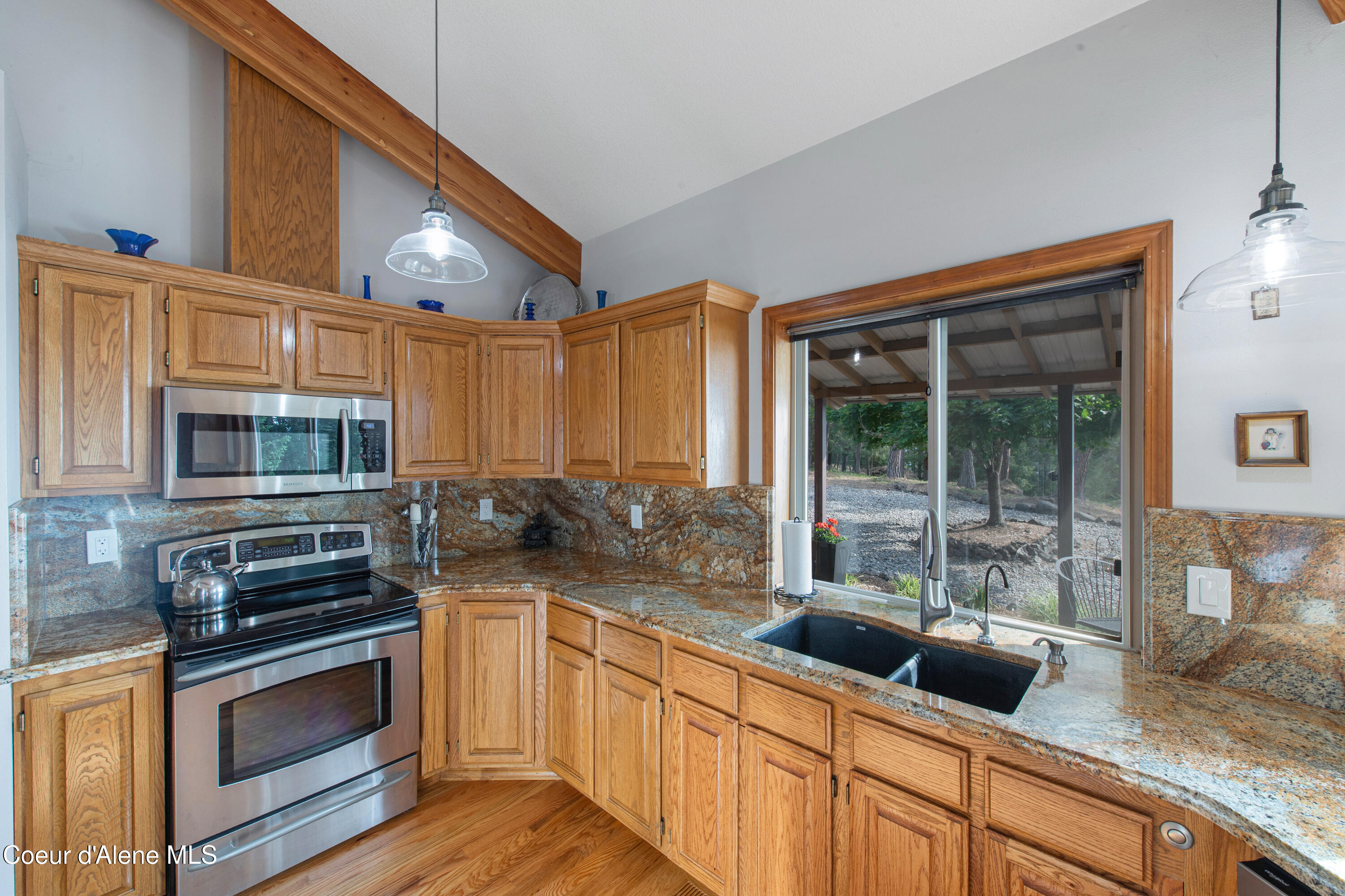 13875 South Ridgeview Drive Harrison, ID 83833 - Photo 25 of 74 Kitchen-3