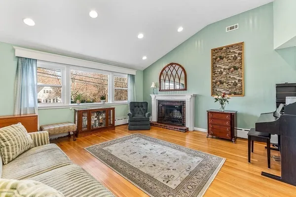 $1,150,000 | 829 Gay Street, Westwood, MA 02090