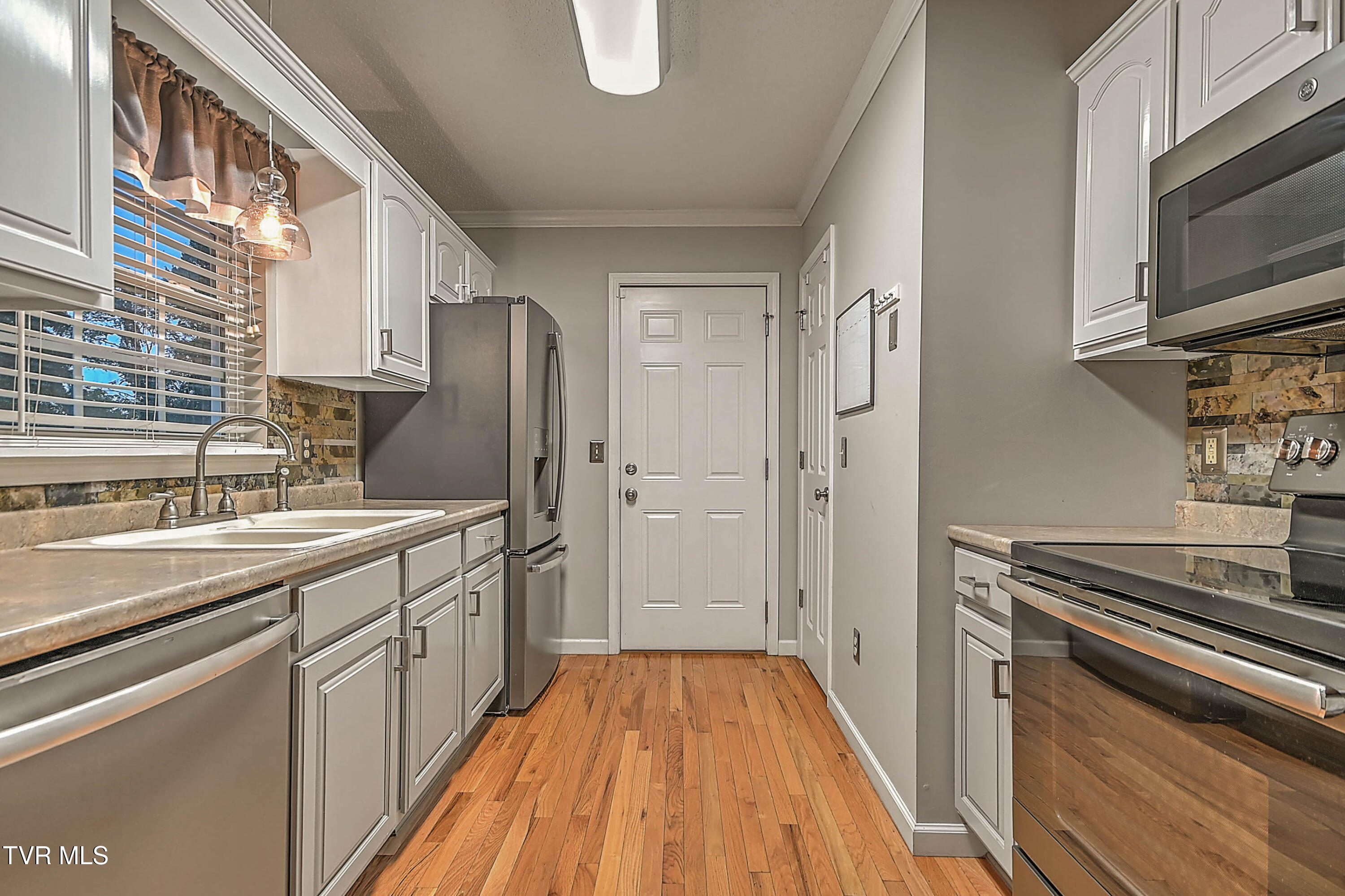 309 Roy Martin Road Gray, TN 37615 - Photo 21 of 63 309 Roy Martin LG-18