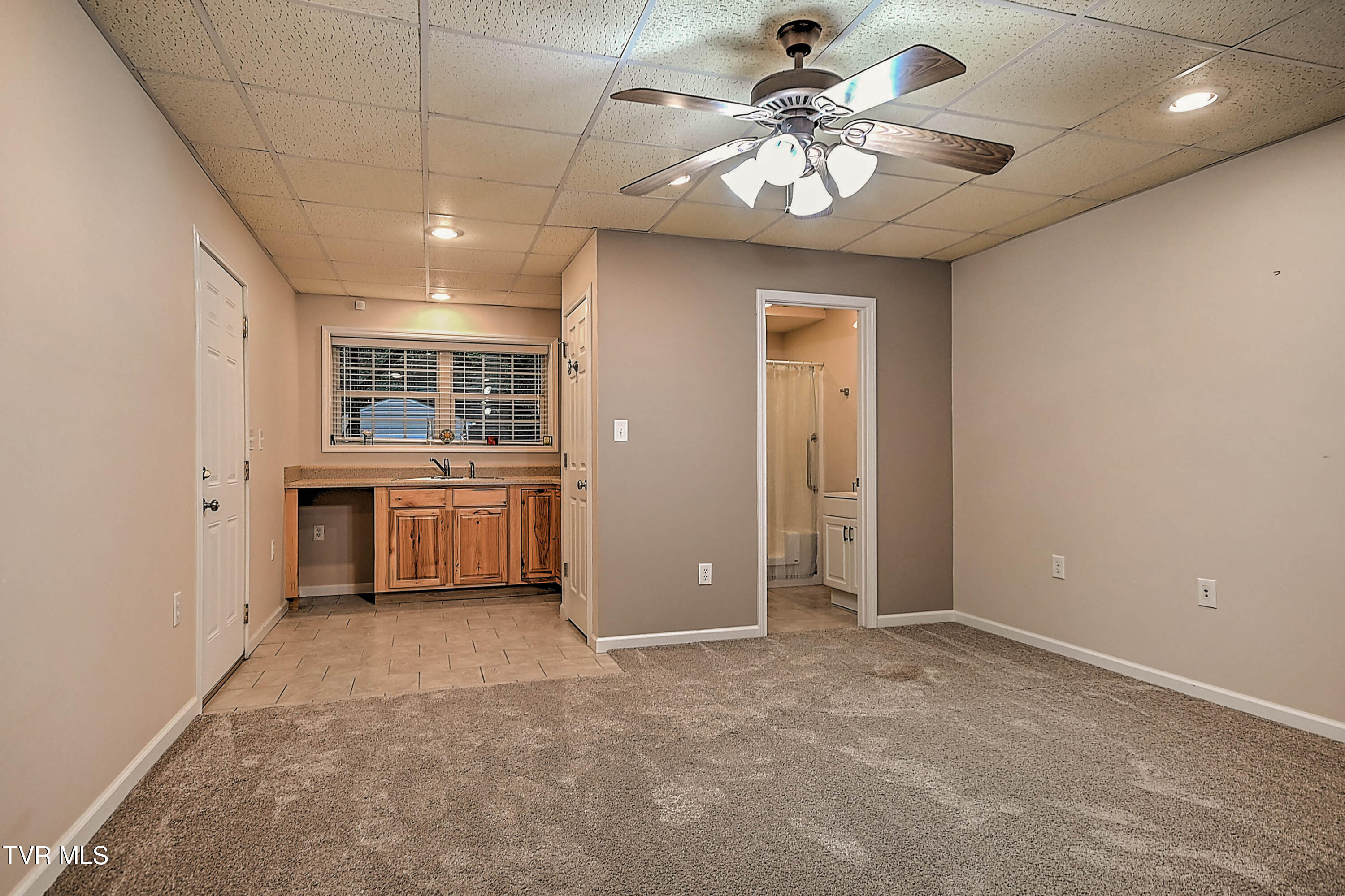 309 Roy Martin Road Gray, TN 37615 - Photo 41 of 63 309 Roy Martin LG-43