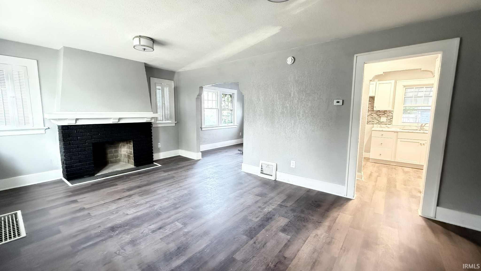 1308 East Rudisill Boulevard Fort Wayne, IN 46806 - Photo 3 of 19