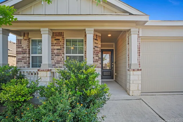 $305,000 | 15046 Gelding Heights, San Antonio, TX 78245