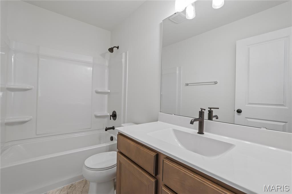 1014 Braid Trl Drive Union, MO 63084 - Photo 14 of 33