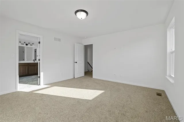 $380,565 | 1014 Braid Trl Drive, Union, MO 63084