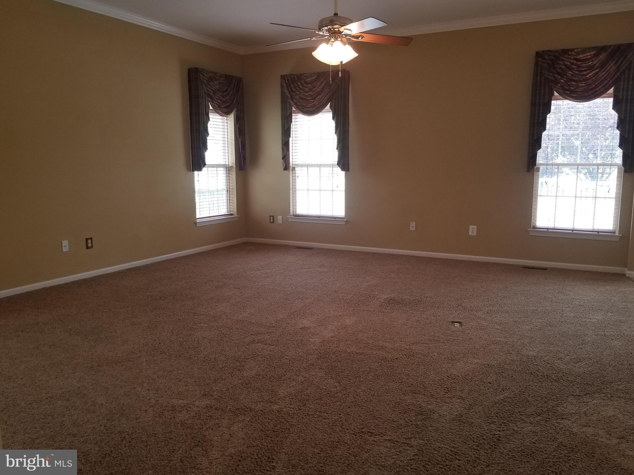 14 Lister Lane Ridgely, MD 21660 - Photo 12 of 80 Living Room