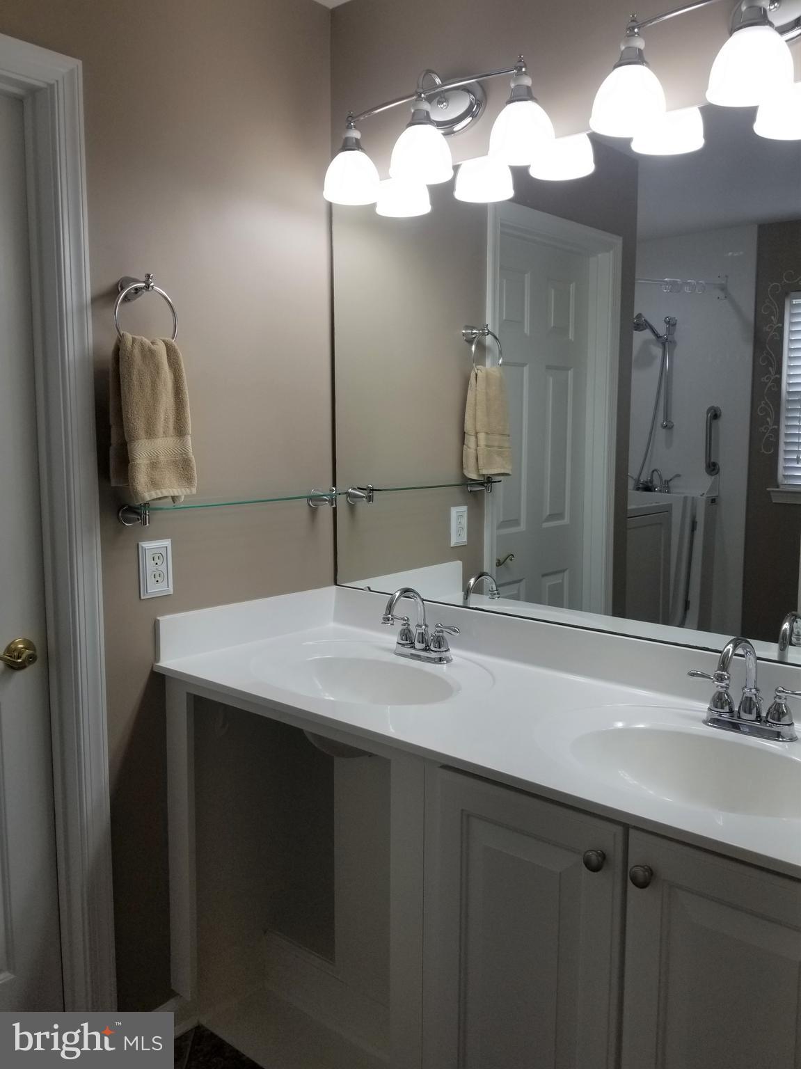 14 Lister Lane Ridgely, MD 21660 - Photo 35 of 80 Master Bathroom w/roll under vanity