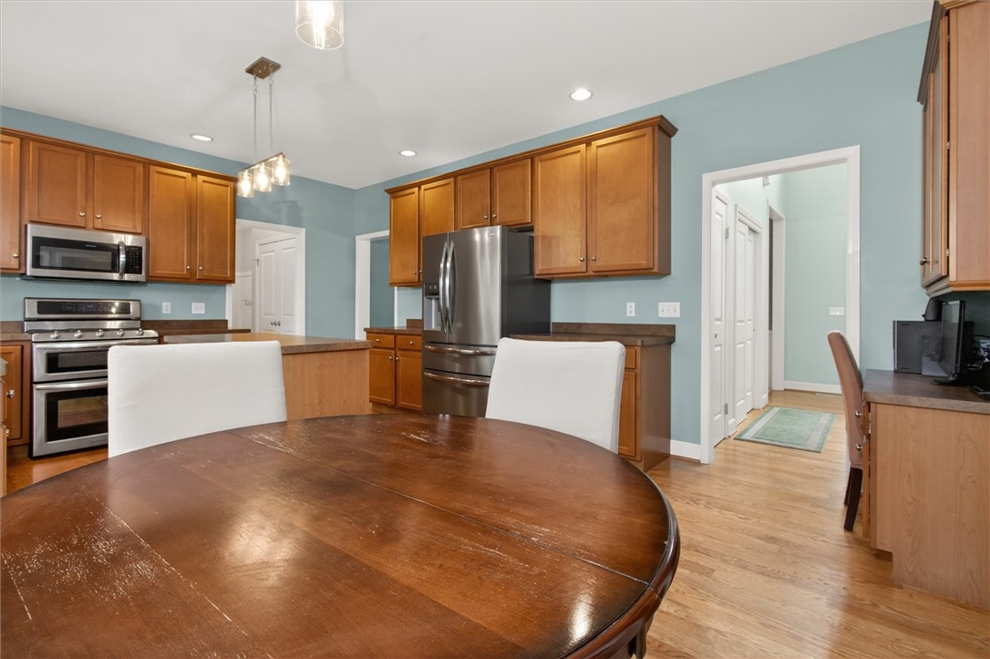 1762 Schlegel Road Webster, NY 14580 - Photo 10 of 47