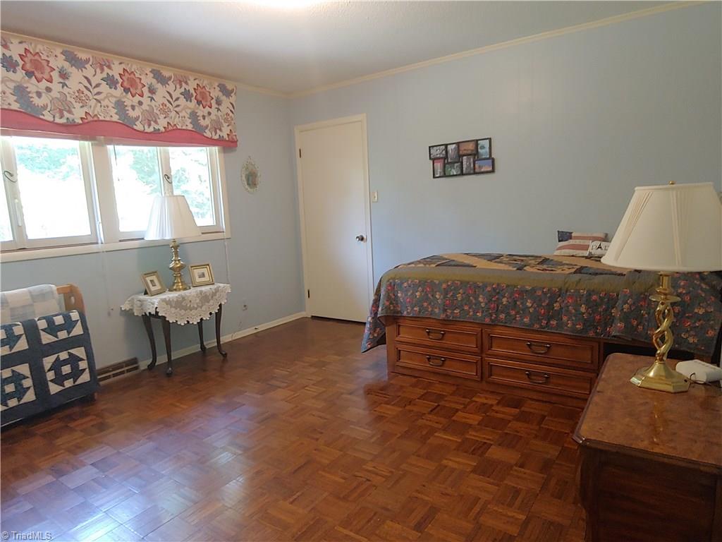 1907 Hickswood Road High Point, NC 27265 - Photo 19 of 24