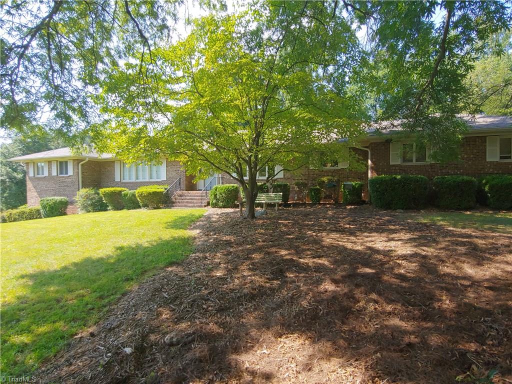 1907 Hickswood Road High Point, NC 27265 - Photo 23 of 24
