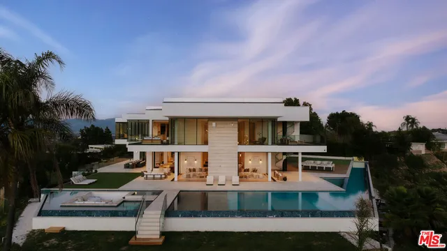 $29,995,000 | 16187 Royal Oak Road, Encino, CA 91436