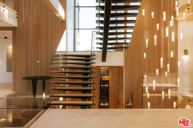 a view of entryway with a front door