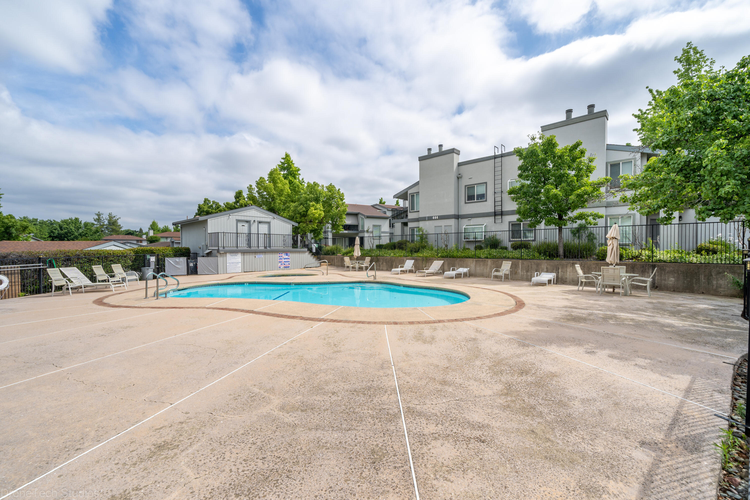 410 Ridgecrest Trail, Unit 128 Redding, CA 96003 - Photo 22 of 27 410 Ridgecrest Trl 128-36