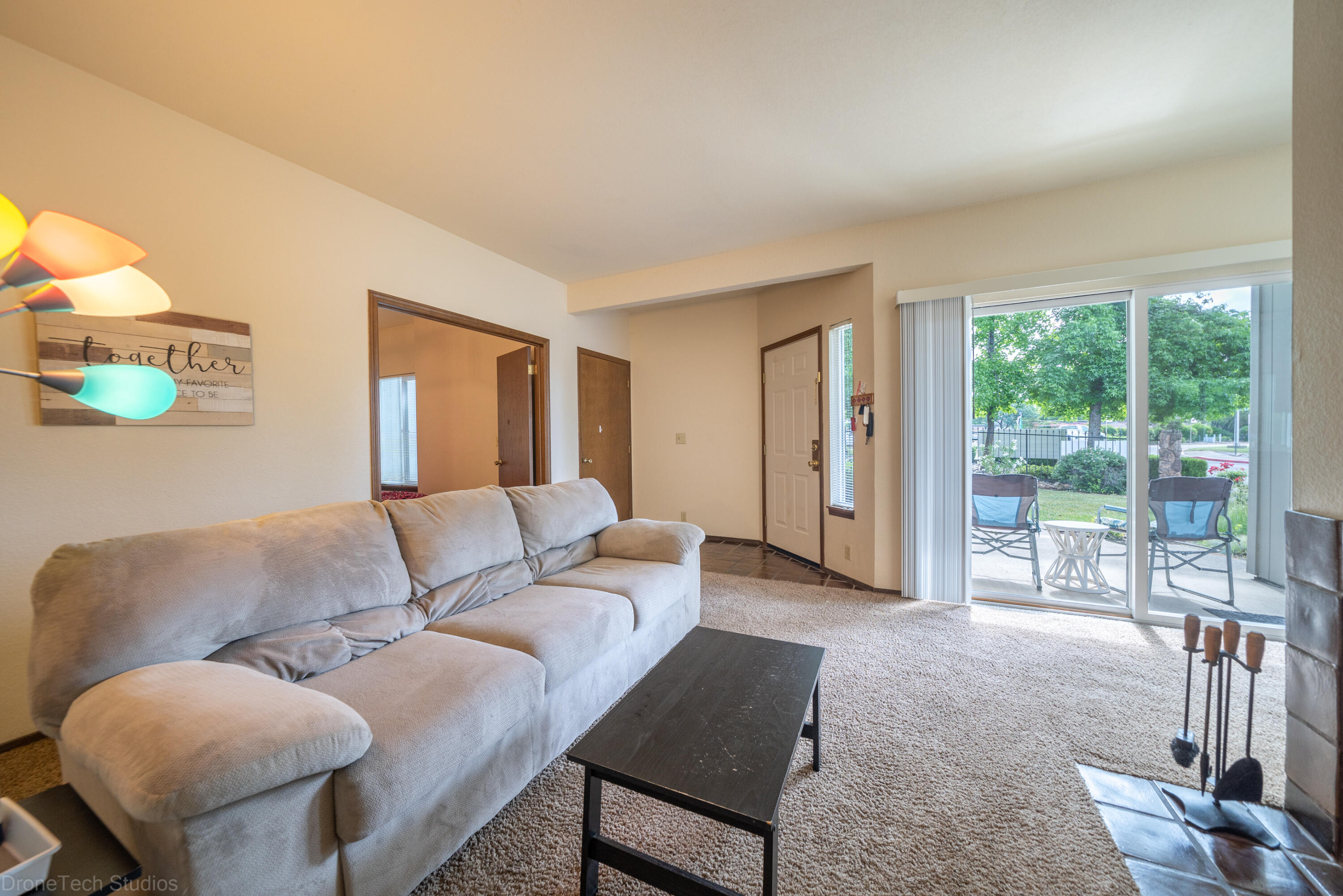 410 Ridgecrest Trail, Unit 128 Redding, CA 96003 - Photo 5 of 27 410 Ridgecrest Trl 128-14