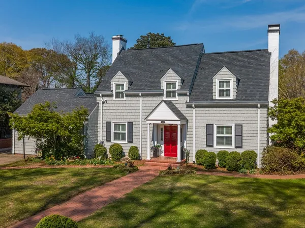 $899,000 | 445 Connecticut Avenue, Spartanburg, SC 29302