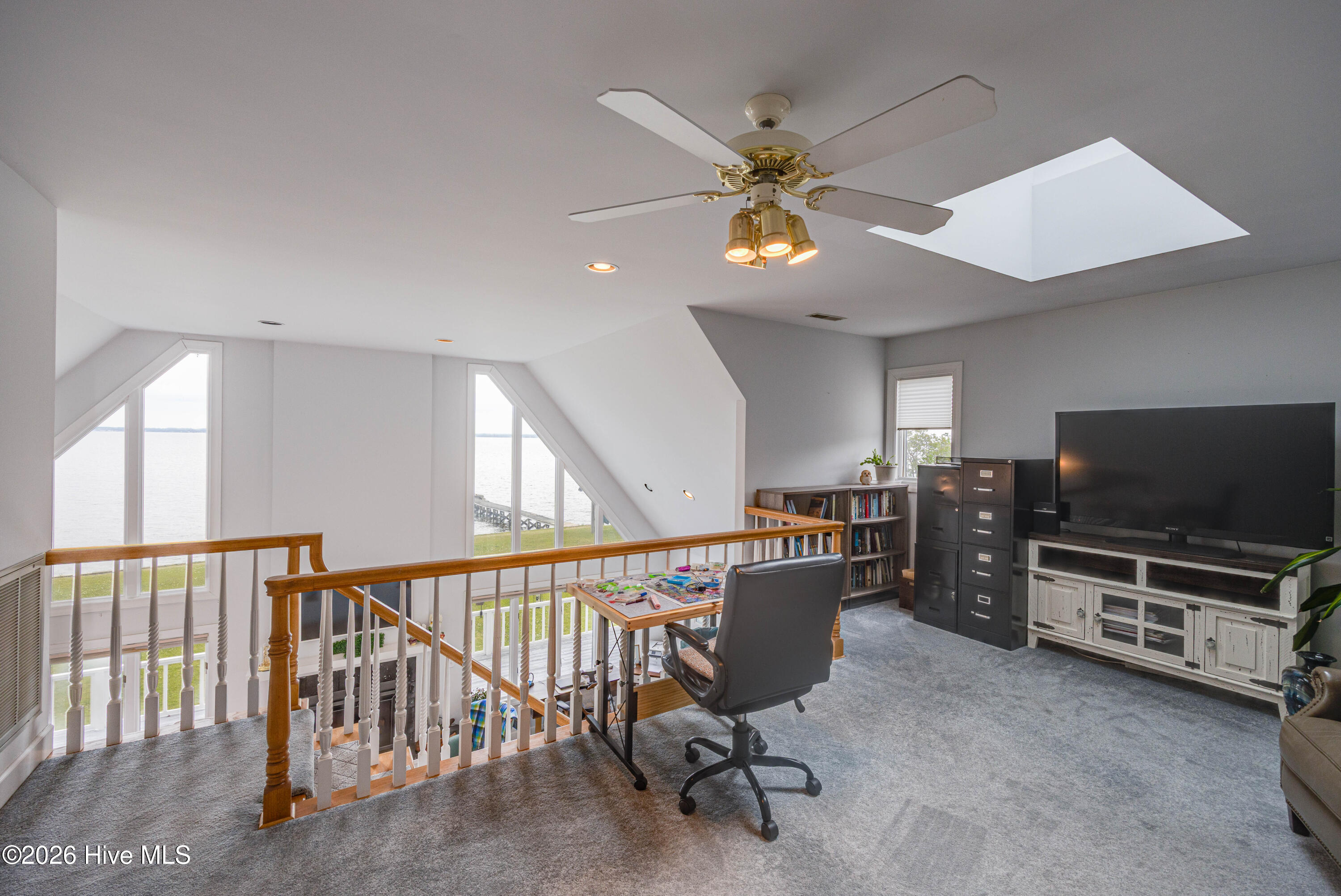 556 Mallard Cove Roper, NC 27970 - Photo 26 of 41 26- Loft