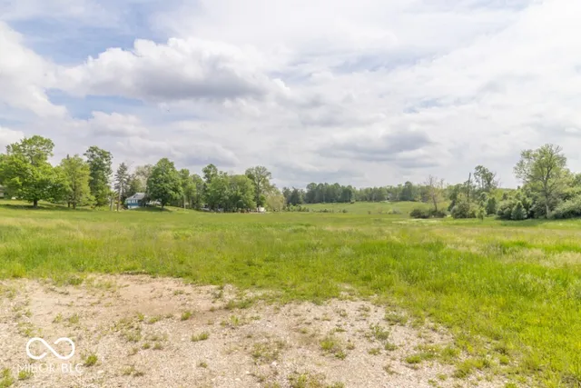 $58,500 | 8 Meadowbrook Drive, New Castle, IN 47362