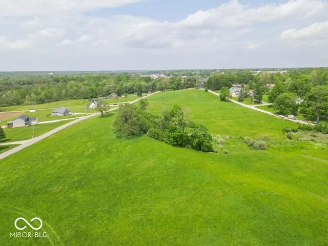 $58,500 | 8 Meadowbrook Drive, New Castle, IN 47362