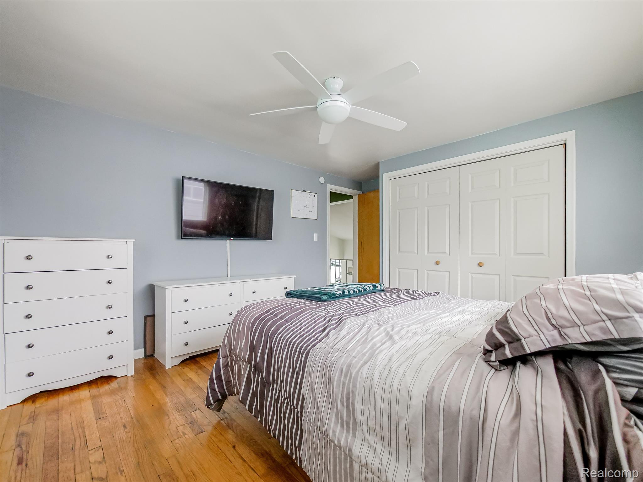 18116 Rainbow Road Fraser, MI 48026 - Photo 16 of 19 Gallery Image 16
