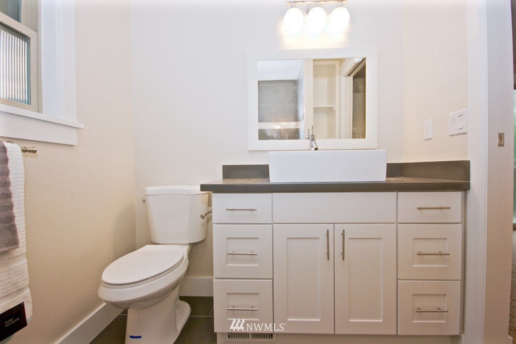1705 237th Place Southwest Bothell, WA 98021 - Photo 13 of 18