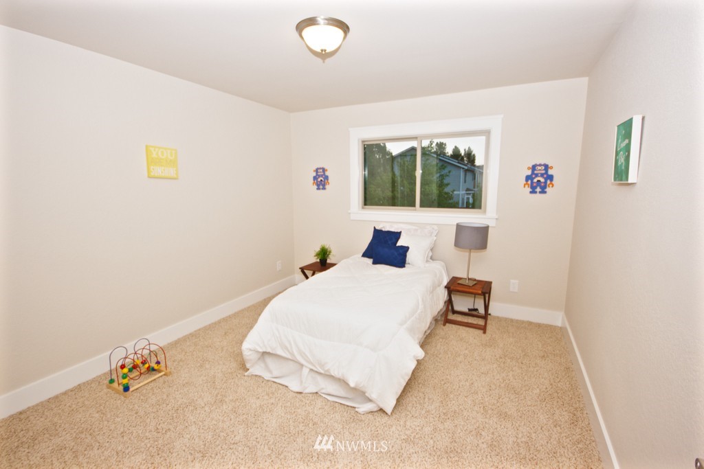 1705 237th Place Southwest Bothell, WA 98021 - Photo 8 of 18