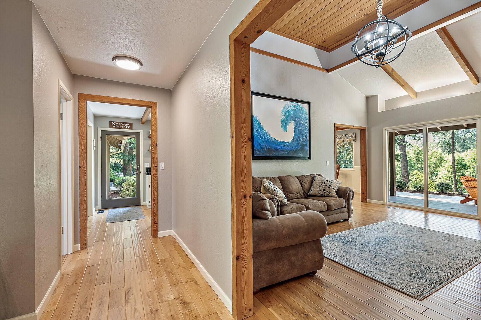 8769 North Applegate Road Grants Pass, OR 97527 - Photo 10 of 54 36_NA_36_mls